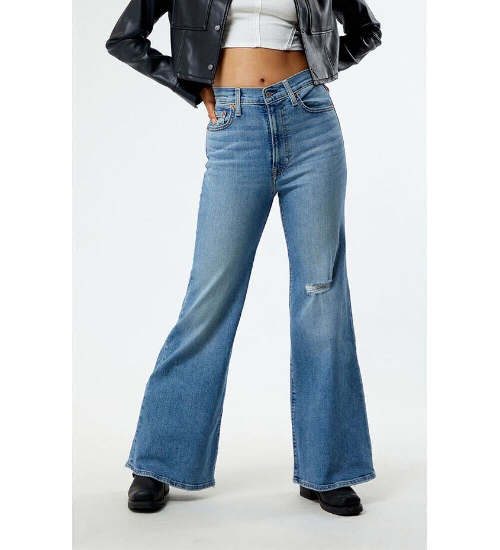 Levis Ribcage Bell Jeans Light Wash Blue Distressed Retro Womens Size W25 L28